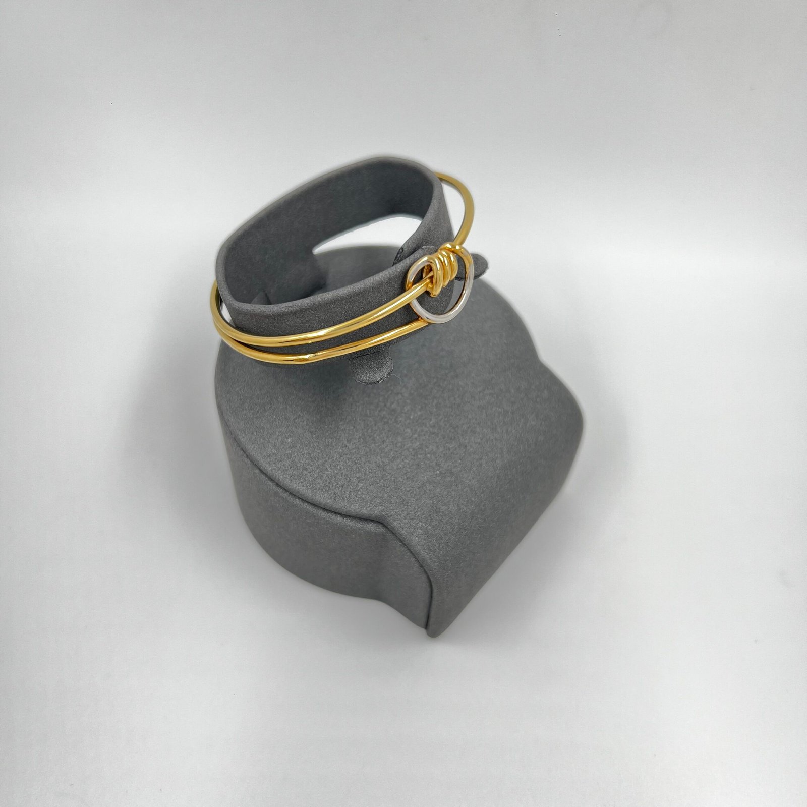 اسواره كارتير ( مسمار )