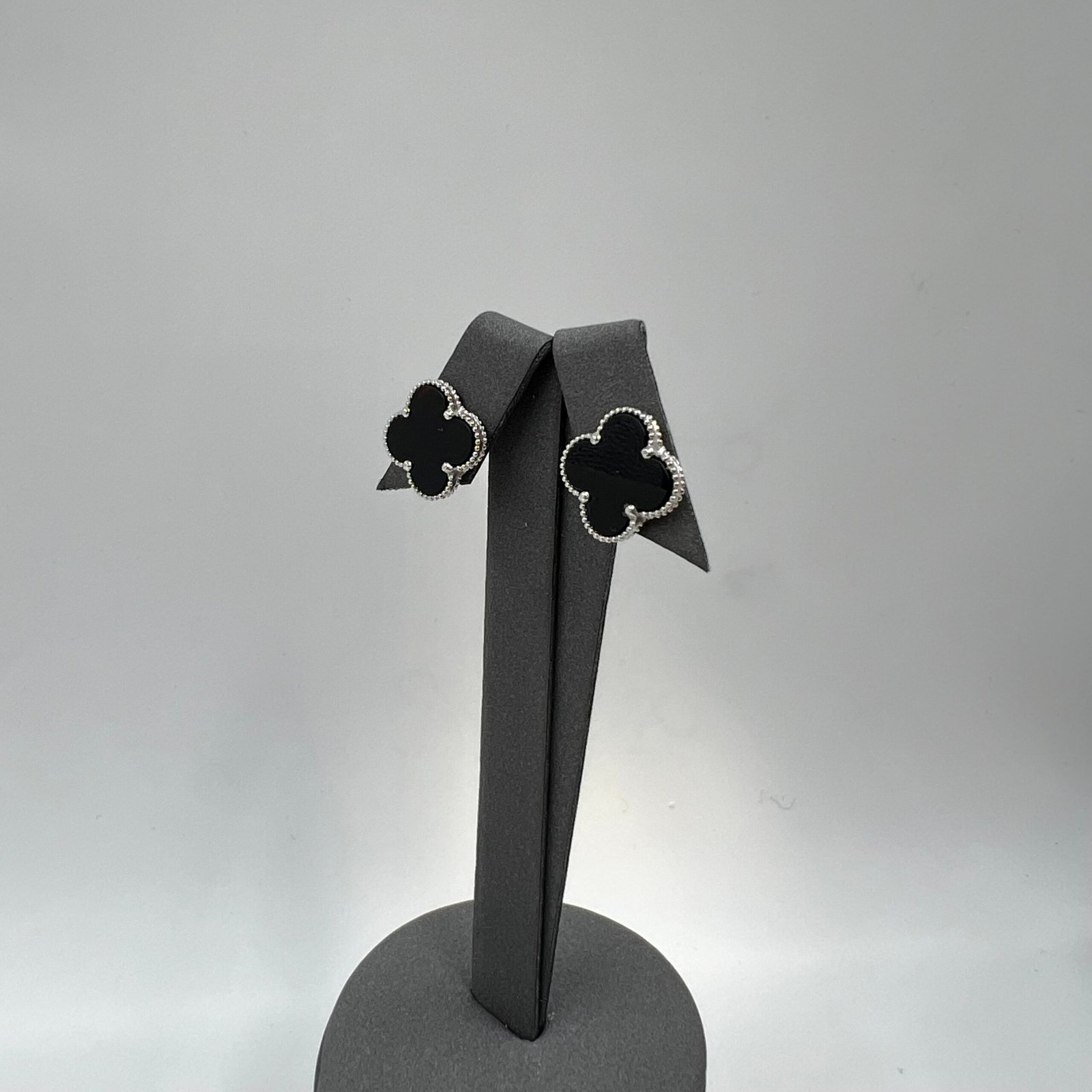 حلق فان كليف