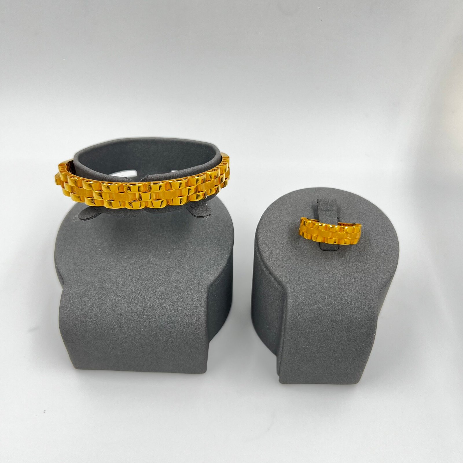 اسوراه وخاتم رولكس