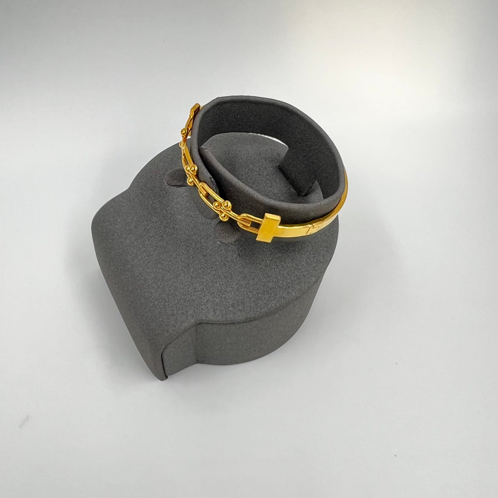 اسوراه تيفاني