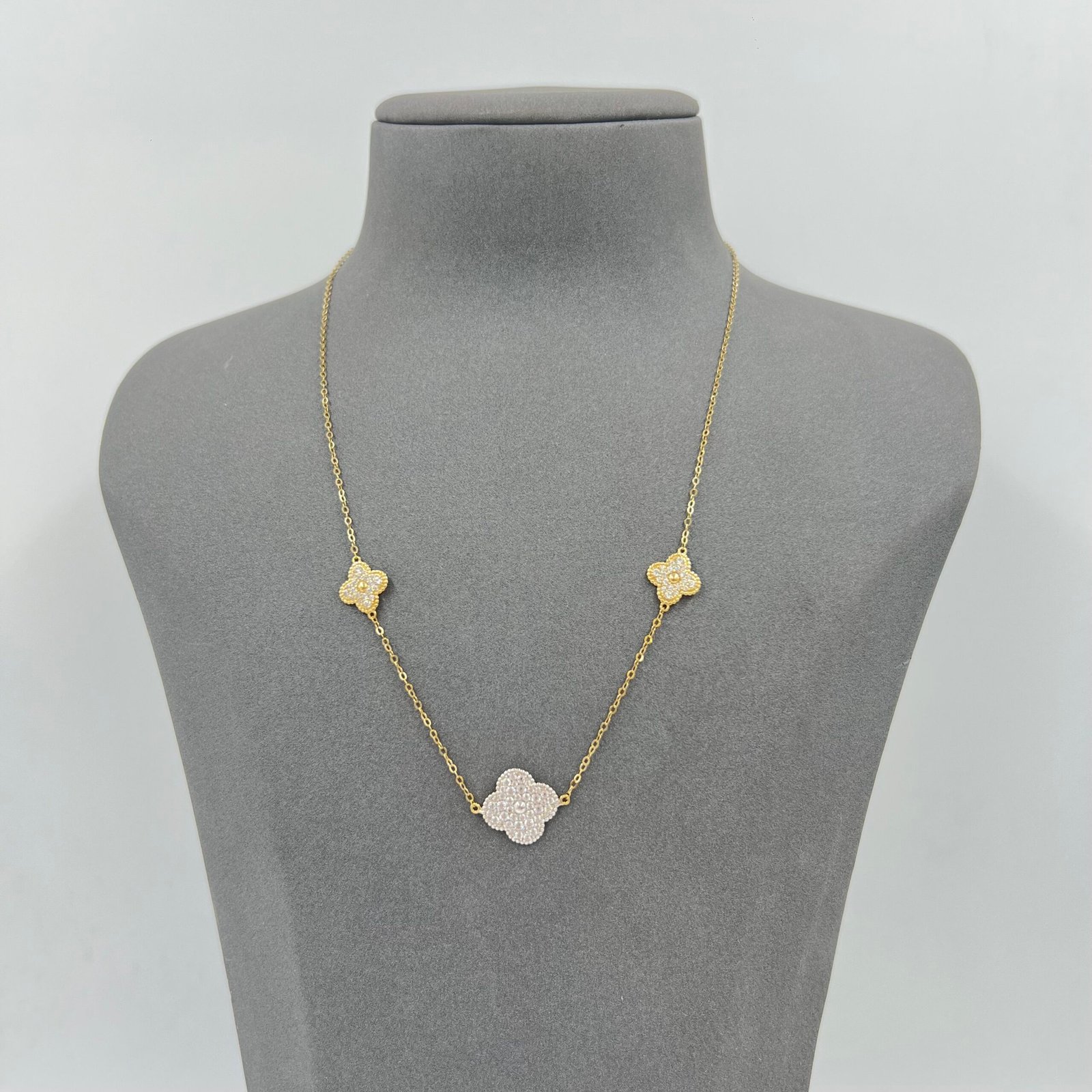 عقد فان كليف