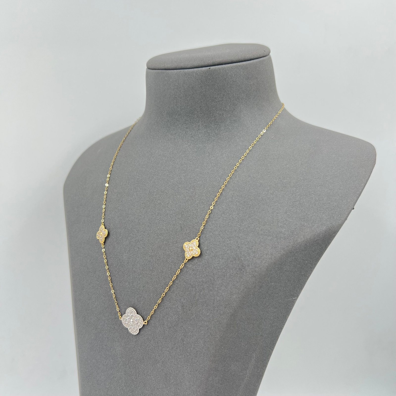 عقد فان كليف