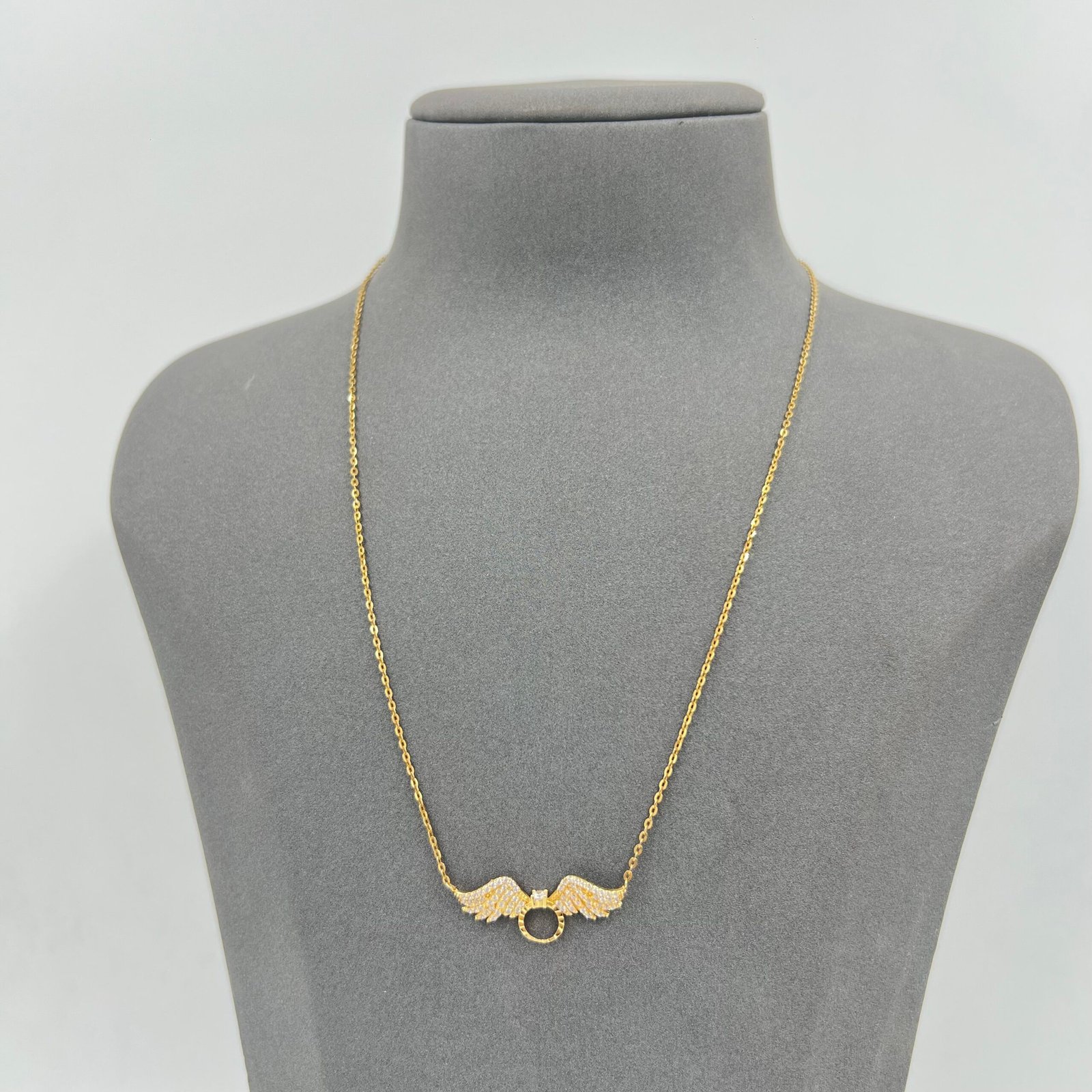 سلسال جناح الصقر