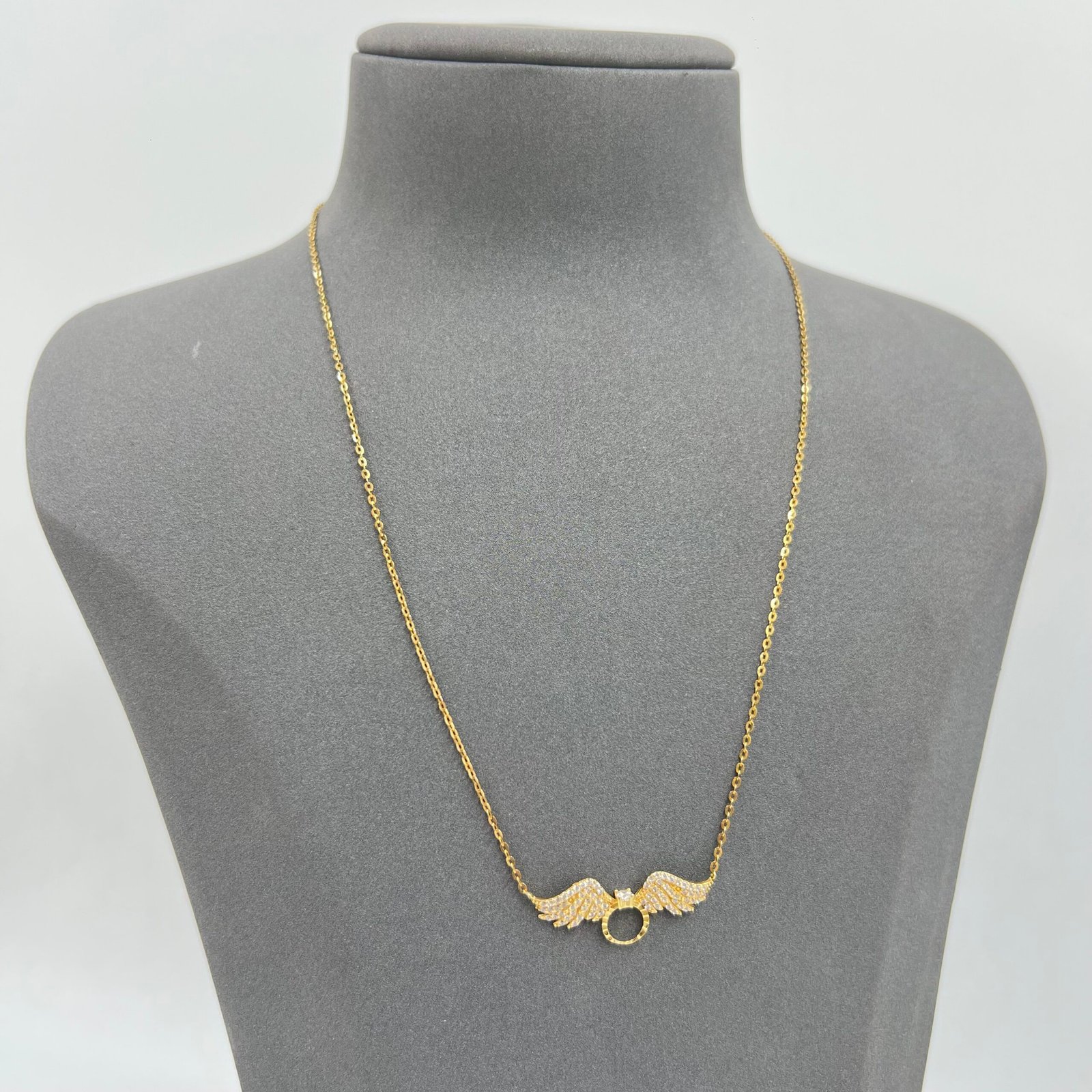 سلسال جناح الصقر