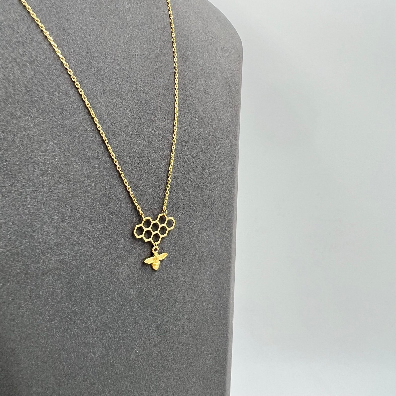 سلسال خلية النحل