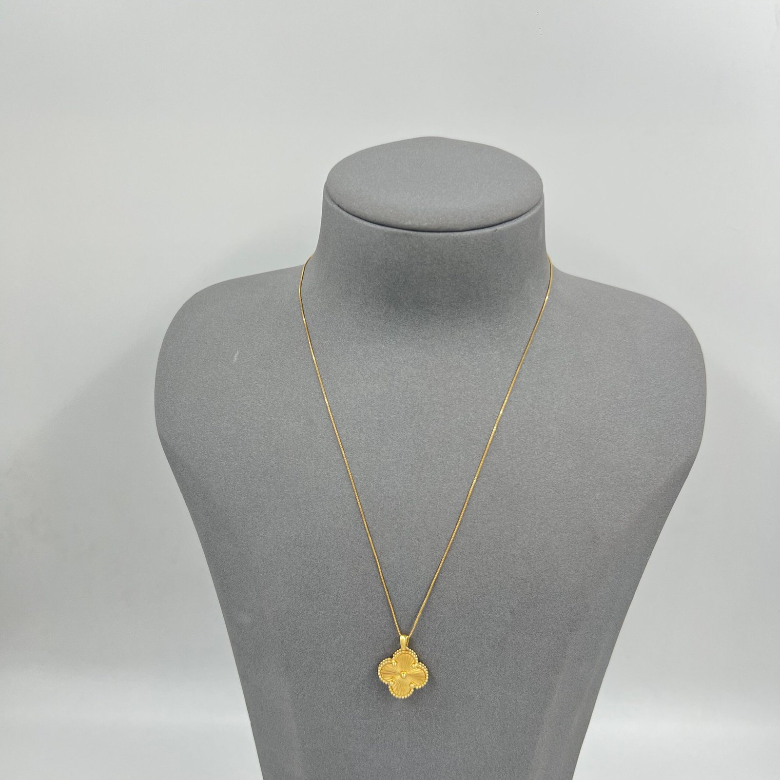 عقد فان كليف