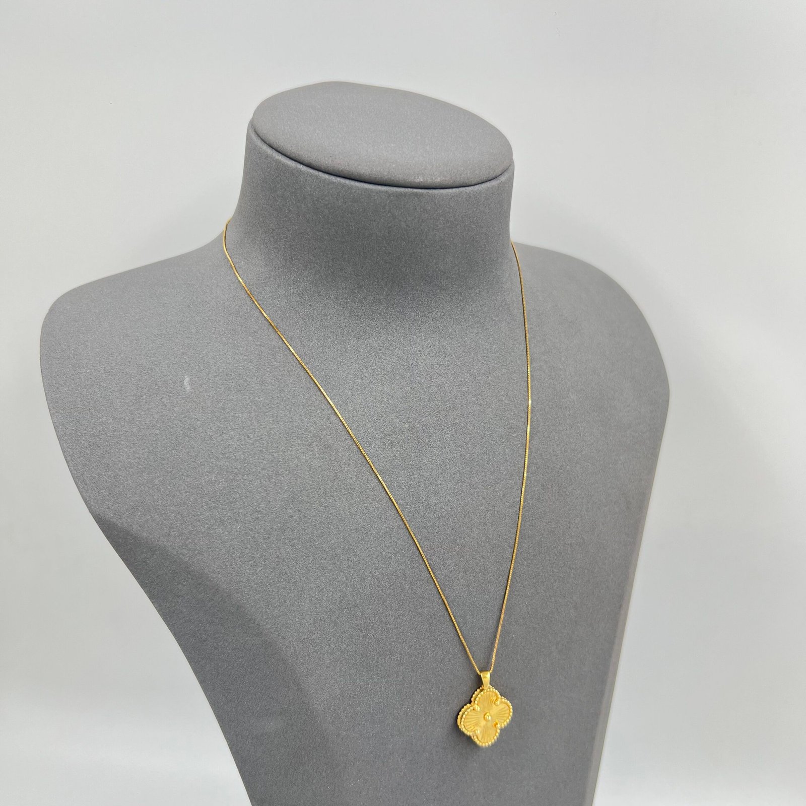 عقد فان كليف