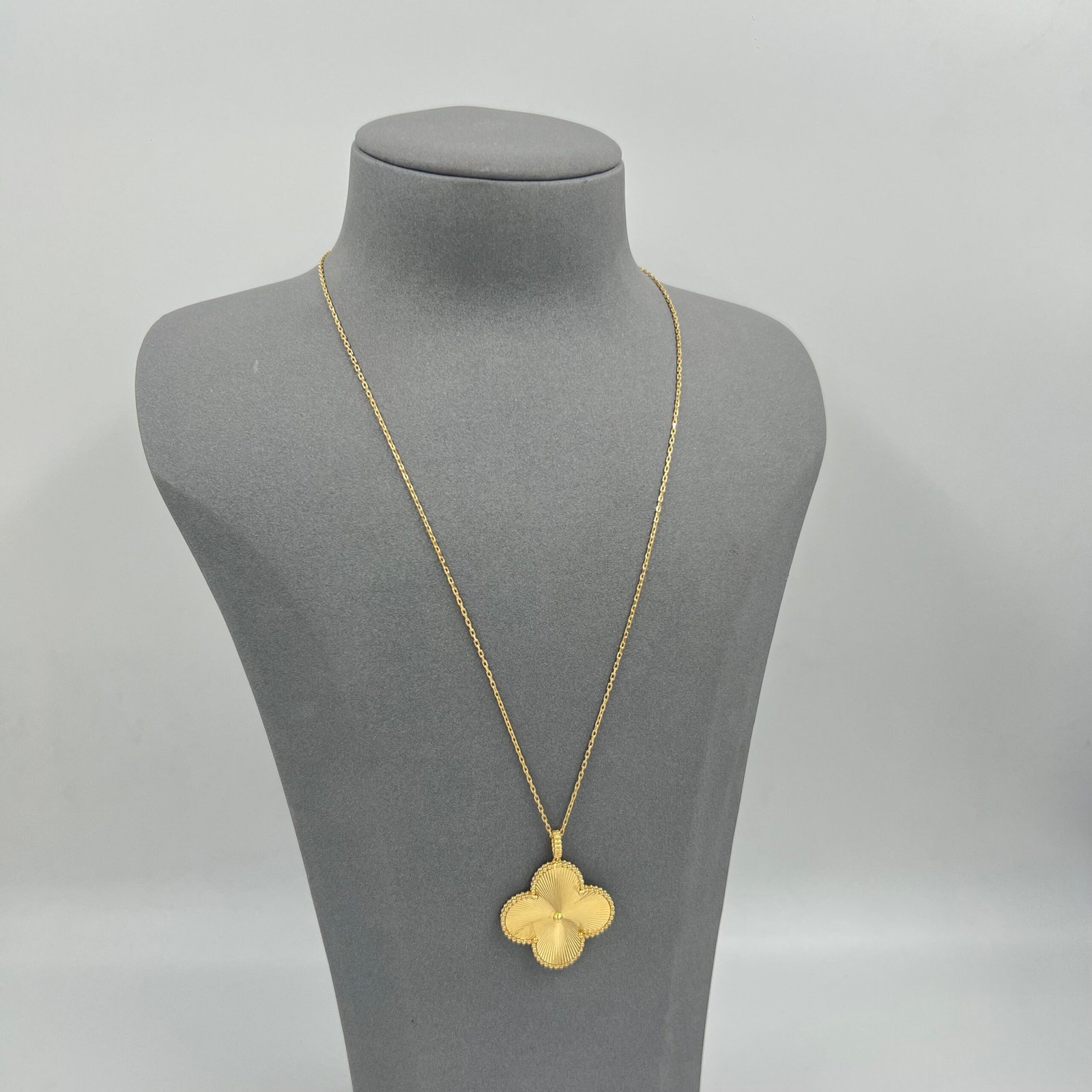 عقد فان كليف