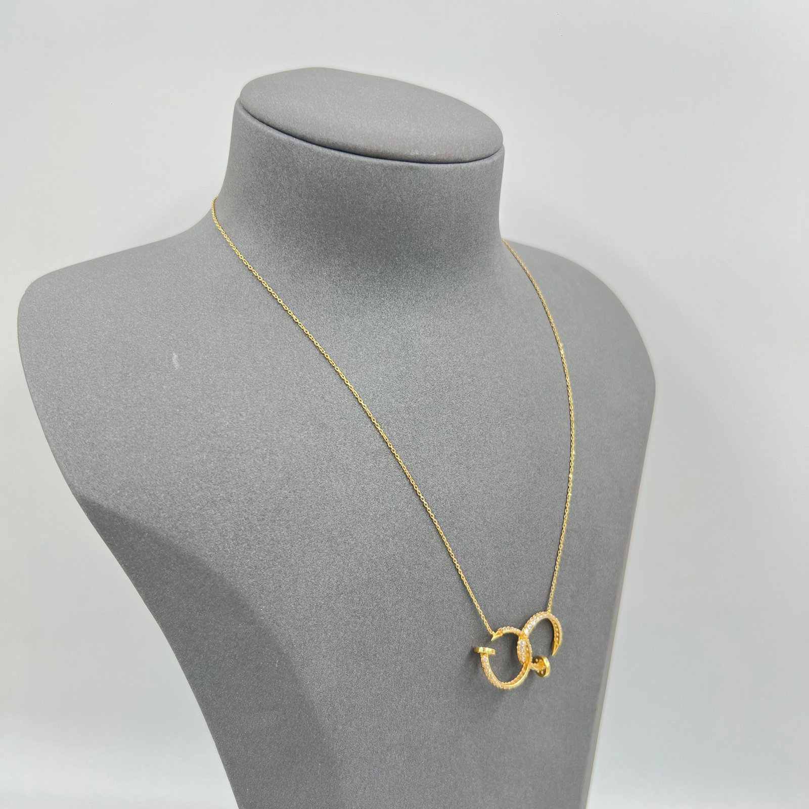 سلسال مسمار